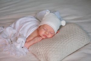 Sleeping baby | Featured image of the How to Establish Bed Time Routine for Babies